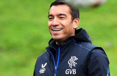 Gio sahneye çıkıyor