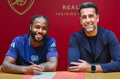 Galatasaray ve Fenerbahçe'ye yazılıyordu! Sterling transferi bitti