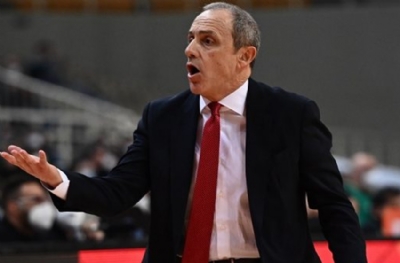 Ettore Messina: Devon Hall’ın takımda kalmasını isterdik