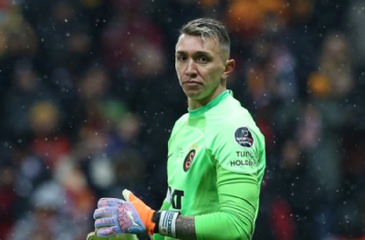 Muslera tarih yazacak