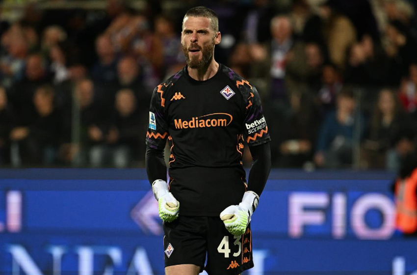 David de Gea küllerinden doğdu