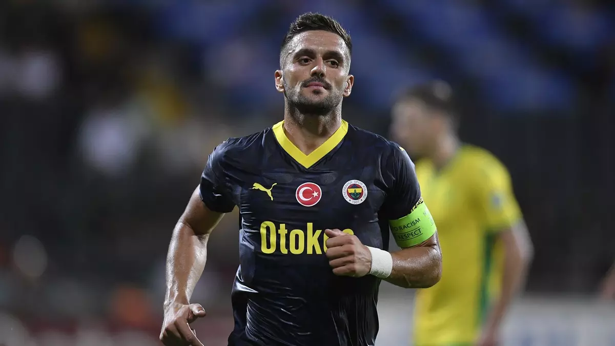 Tadic Fenerbahçe'yi ikiye böldü