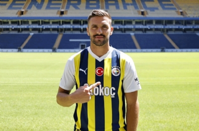 Tadic Fenerbahçe'yi ikiye böldü