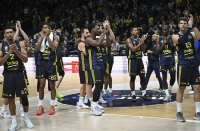 Alba Berlin - Fenerbahçe Beko: 71-78 (MAÇ SONUCU)