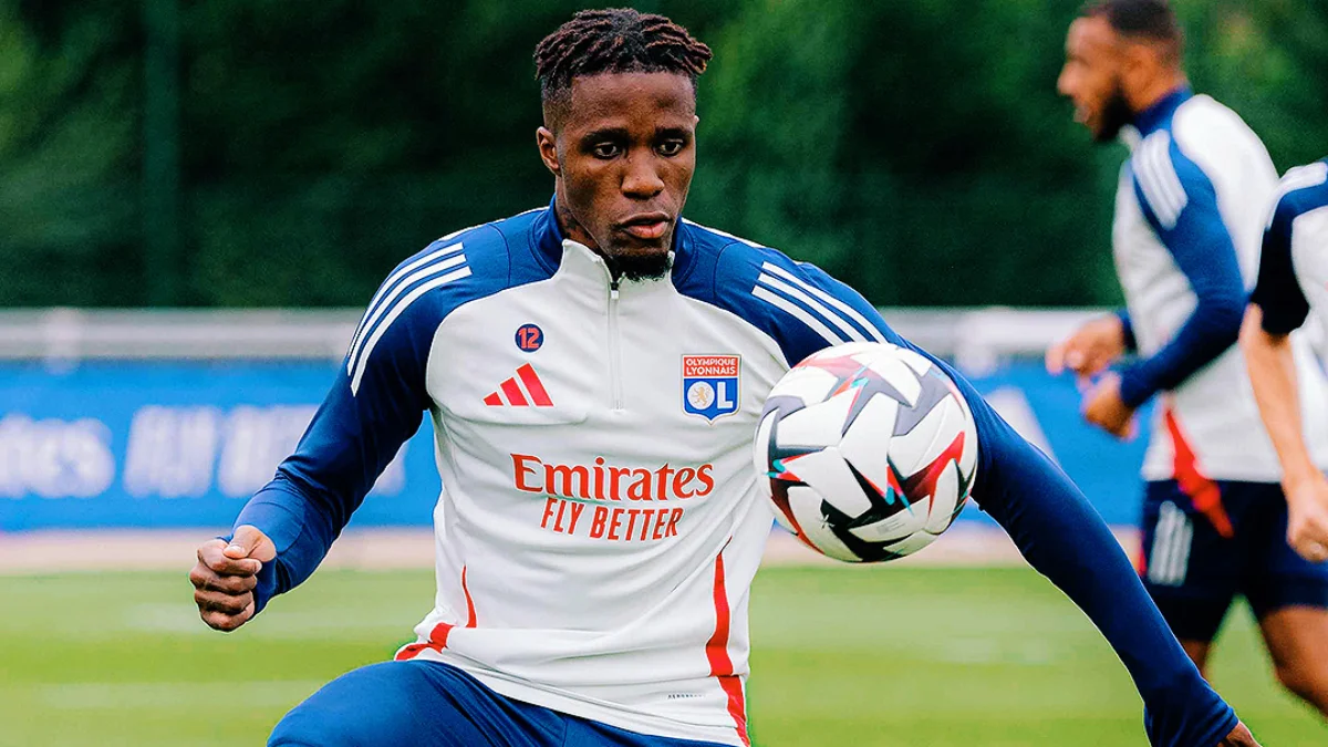 Wilfried Zaha çıkmazı! Ne Lyon ne de Galatasaray! 