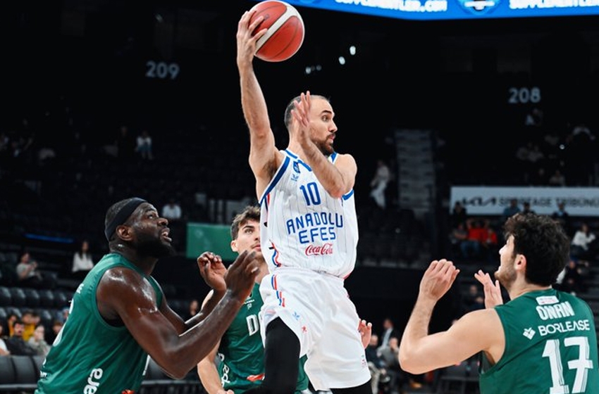 Anadolu Efes - Darüşşafaka Lassa: 95-72 (MAÇ SONUCU)