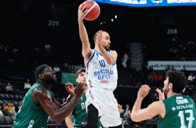 Anadolu Efes - Darüşşafaka Lassa: 95-72 (MAÇ SONUCU)