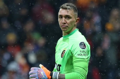  Muslera'nın kaleci önerisi