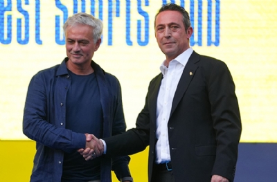 Ali Koç'un kaderi Mourinho'ya bağlı