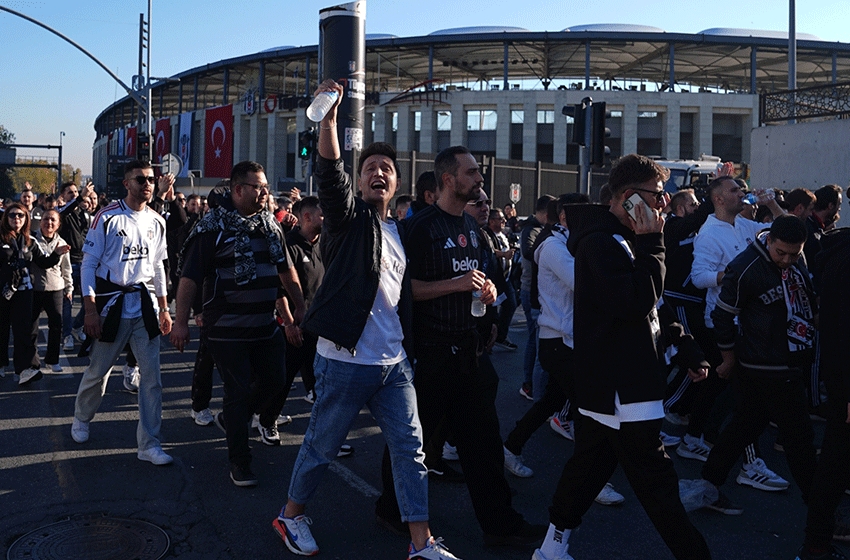 Beşiktaş'ın peşindeler! 2500 kartal Sami Yen'de