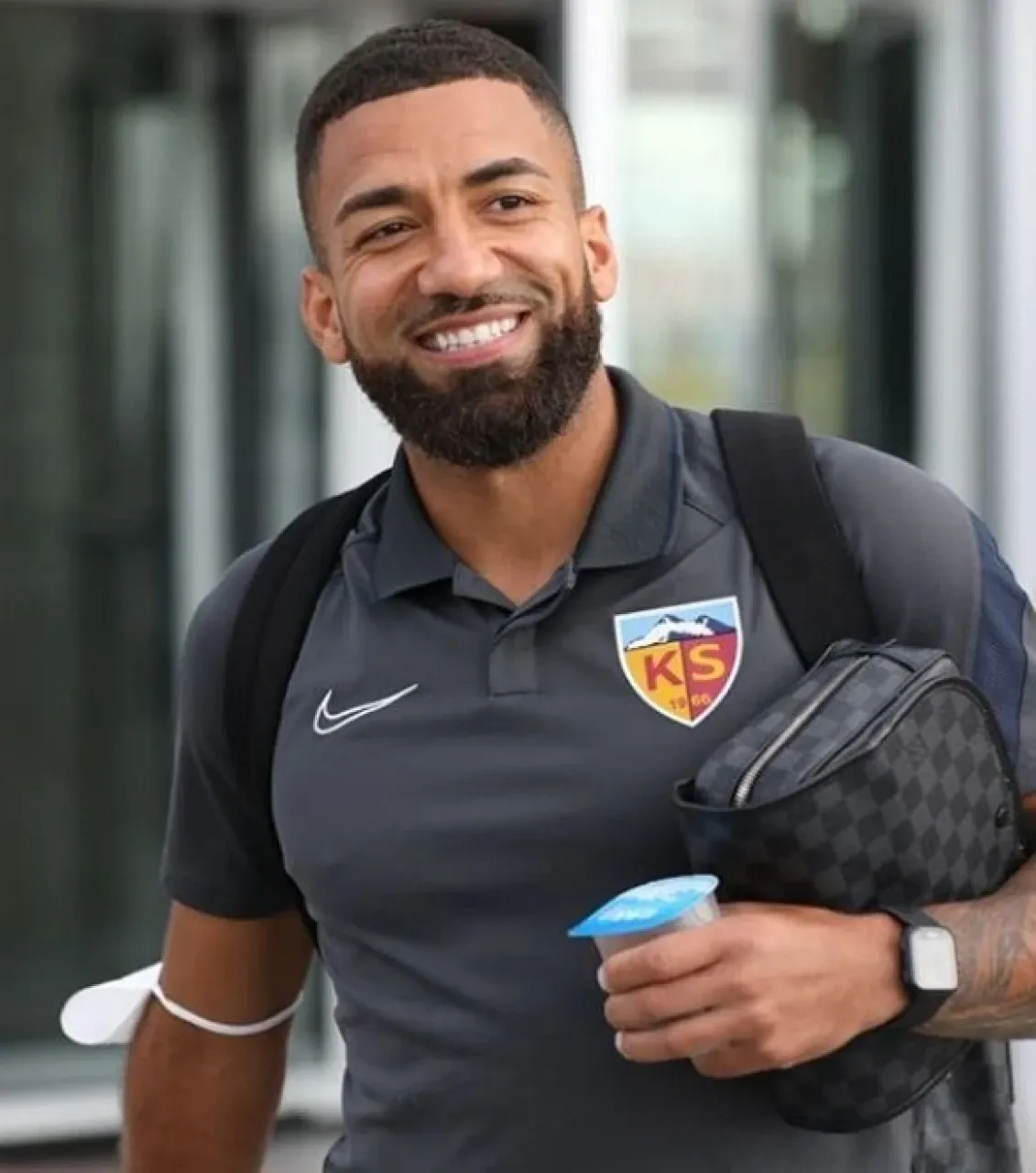 Tımarhaneden çıktı, Kayserispor transfer etti! Hani tıbbi testler