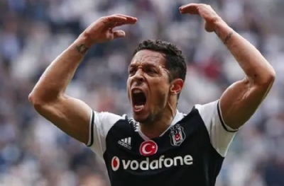 Eski Beşiktaşlı Adriano'yu görenler şok oldu