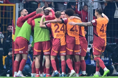 Galatasaray'da ayrılacak iki isim netleşti