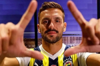 Tadic'in kulağı Fenerbahçe'de! Teklif bekliyor