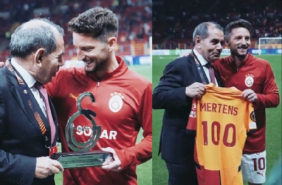 Dries Mertens'e plaket