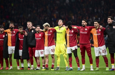 Acımasız Galatasaray! Tottenham kalesini bombardımana tuttu 