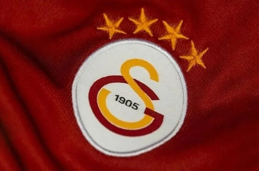 Galatasaray duyurdu! Çifte imza birden