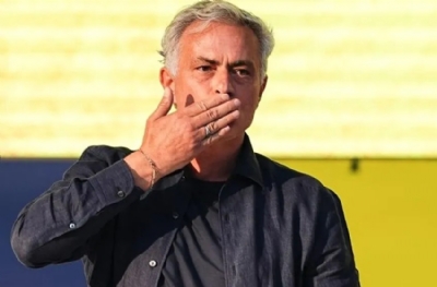 Fenerbahçe'ye şok! Mourinho'nun yeni takımını açıkladılar