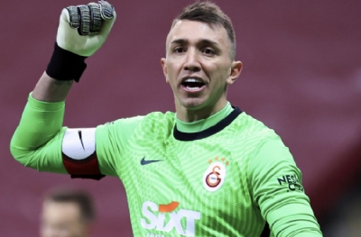 Muslera'dan Mourinho'ya ayar! 'İstemiyorsa gidebilir'