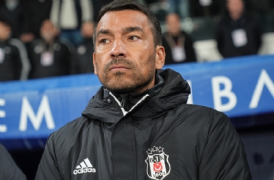 Giovanni van Bronckhorst: Havlu attık diyemem