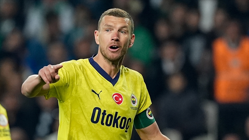 Fenerbahçe kafasından sildi! Alman devleri kapısına dizildi