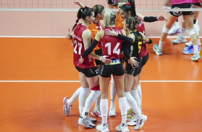  Galatasaray Daikin-Nilüfer Belediyespor: 3-1 (MAÇ SONUCU)