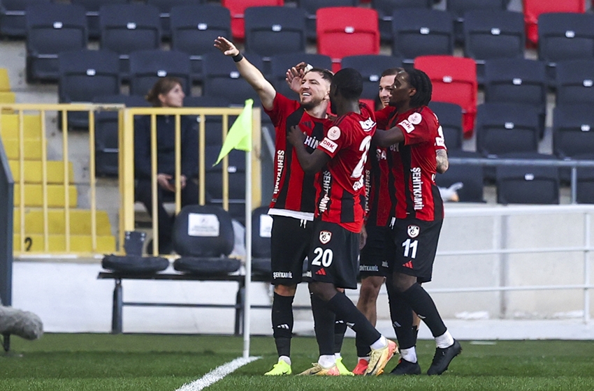 Gaziantep FK-RAMS Başakşehir:3-0 (MAÇ SONUCU)