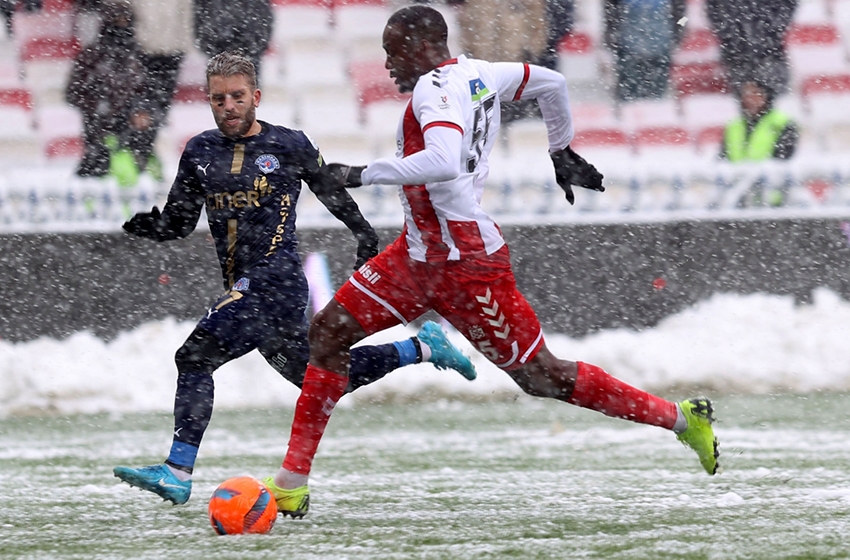 Sivasspor-Kasımpaşa: 0-0 (MAÇ SONUCU)