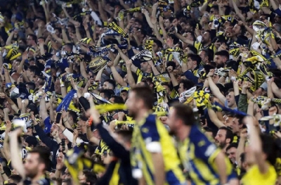 Slavia fanatiklerinden Fenerbahçelilere tehdit