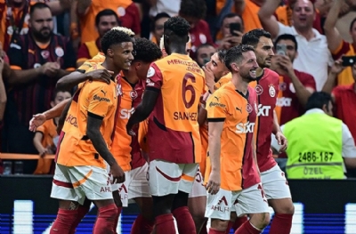 Galatasaray'ın AZ Alkmaar 11'i netleşti