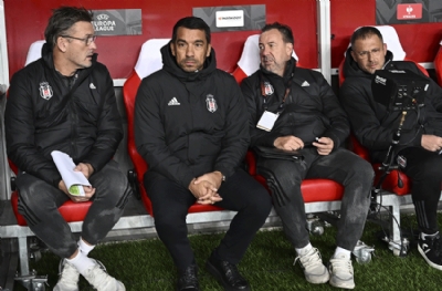 Beşiktaş'ın başında Fenerbahçe derbisine çıkacak