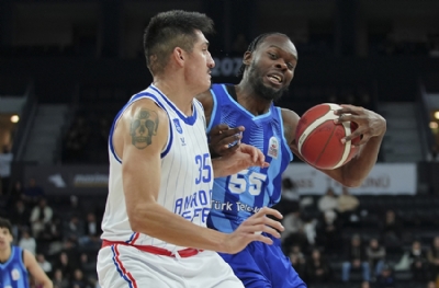 Anadolu Efes - Türk Telekom: 86-81 (MAÇ SONUCU)