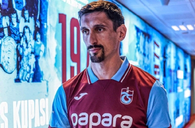 Stefan Savic, Trabzonspor'u bin pişman etti! Sadece bir 90 dakika