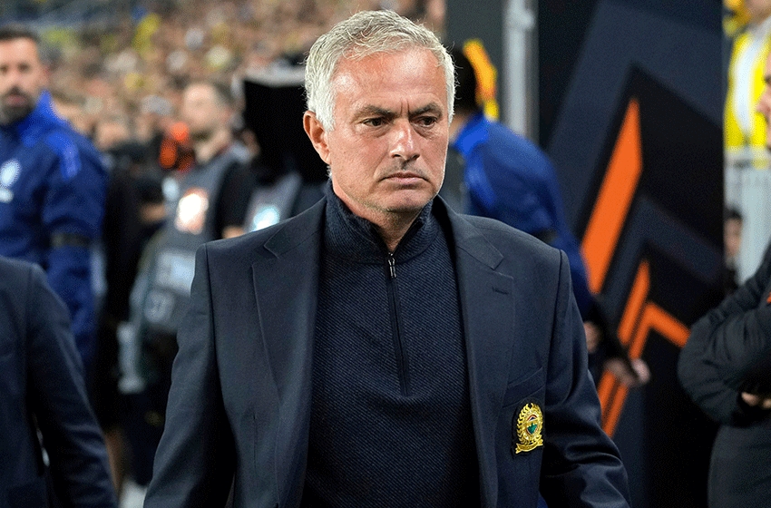 Jose Mourinho'dan o iki isme gönderme! 