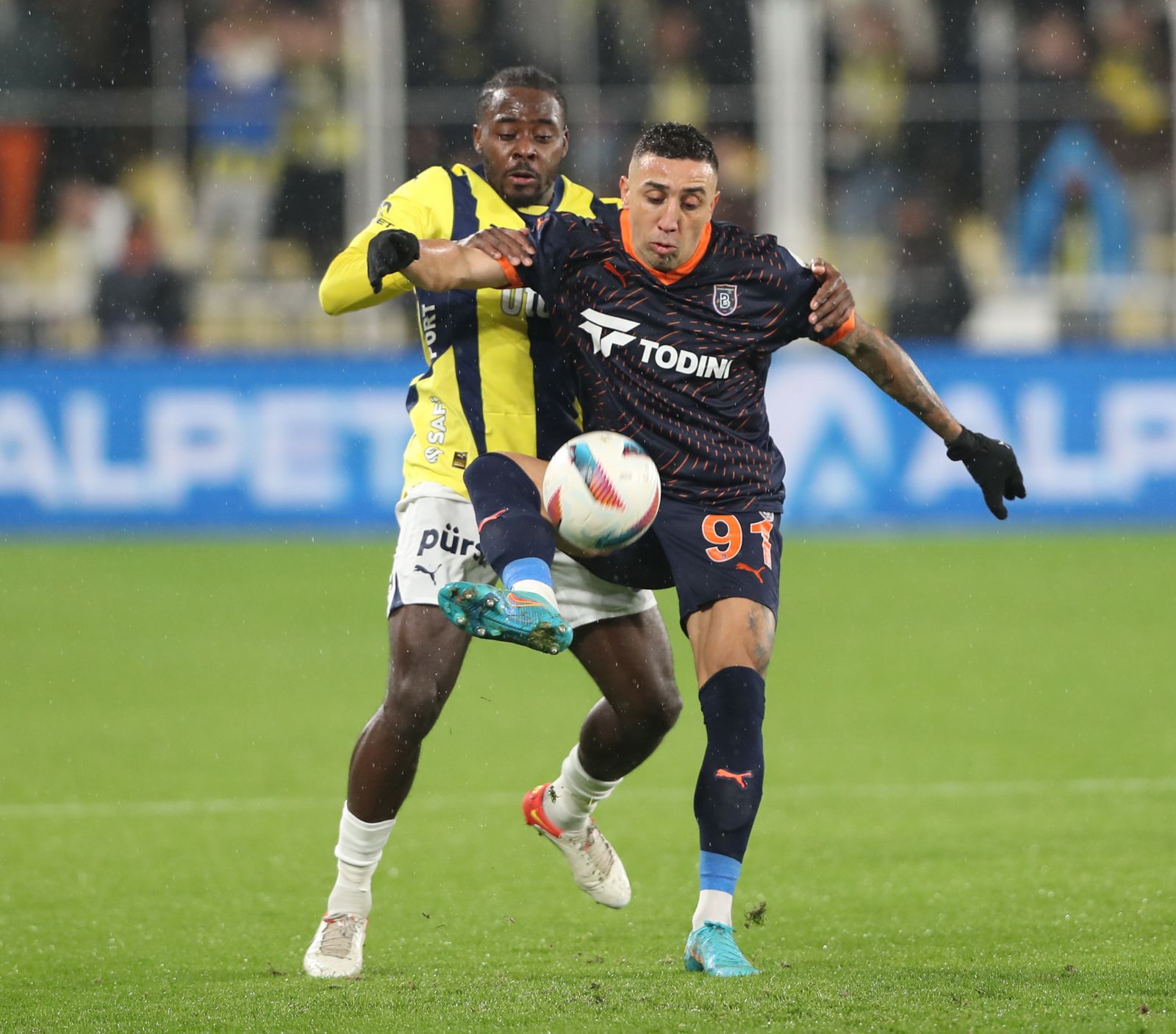 fenerbahce-basaksehir