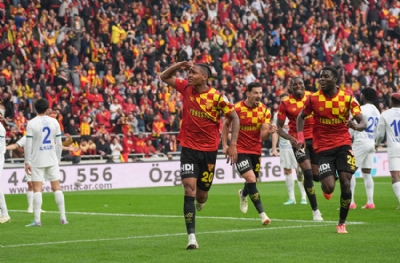 Göztepe-Çaykur Rizespor:3-0 (MAÇ SONUCU)