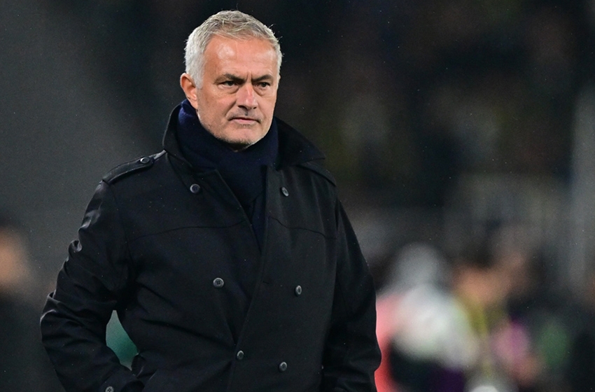 Fenerbahçe, Jose Mourinho ameliyat olduğunu açıkladı