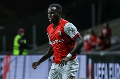 Bruma fırtına gibi esiyor