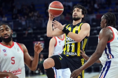 Milli basketbolcu Erten Gazi İtalya yolcusu