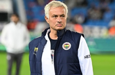 Jose Mourinho bir değil iki tane istiyor