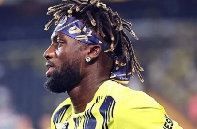 Saint-Maximin'in yerine İngilizlerin dalga geçtiği sağ kanat