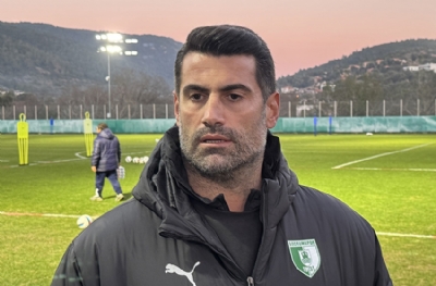 Volkan Demirel takımdan emin