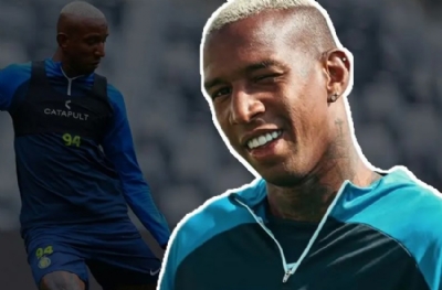 Talisca'nın oğlu sarı-lacivertli formayı giydi