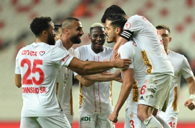 Antalyaspor-Kocaelispor:3-1 (MAÇ SONUCU)