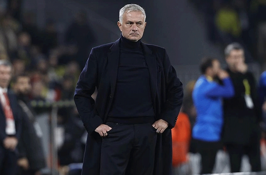 Mourinho önce korkak ilan etti! Sonra sarıldı