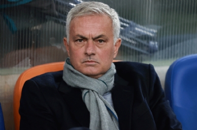 Jose Mourinho Göztepe maçında yok