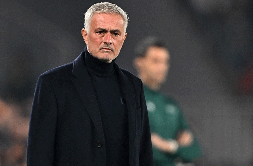 Jose Mourinho’ya ansızın öpücük! Hiç beklemiyordu