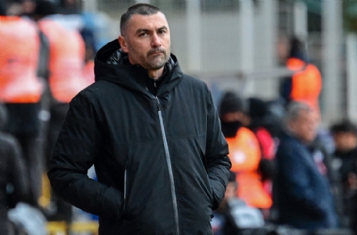 Paşa Kadıköy'de Burak Yılmaz'sız