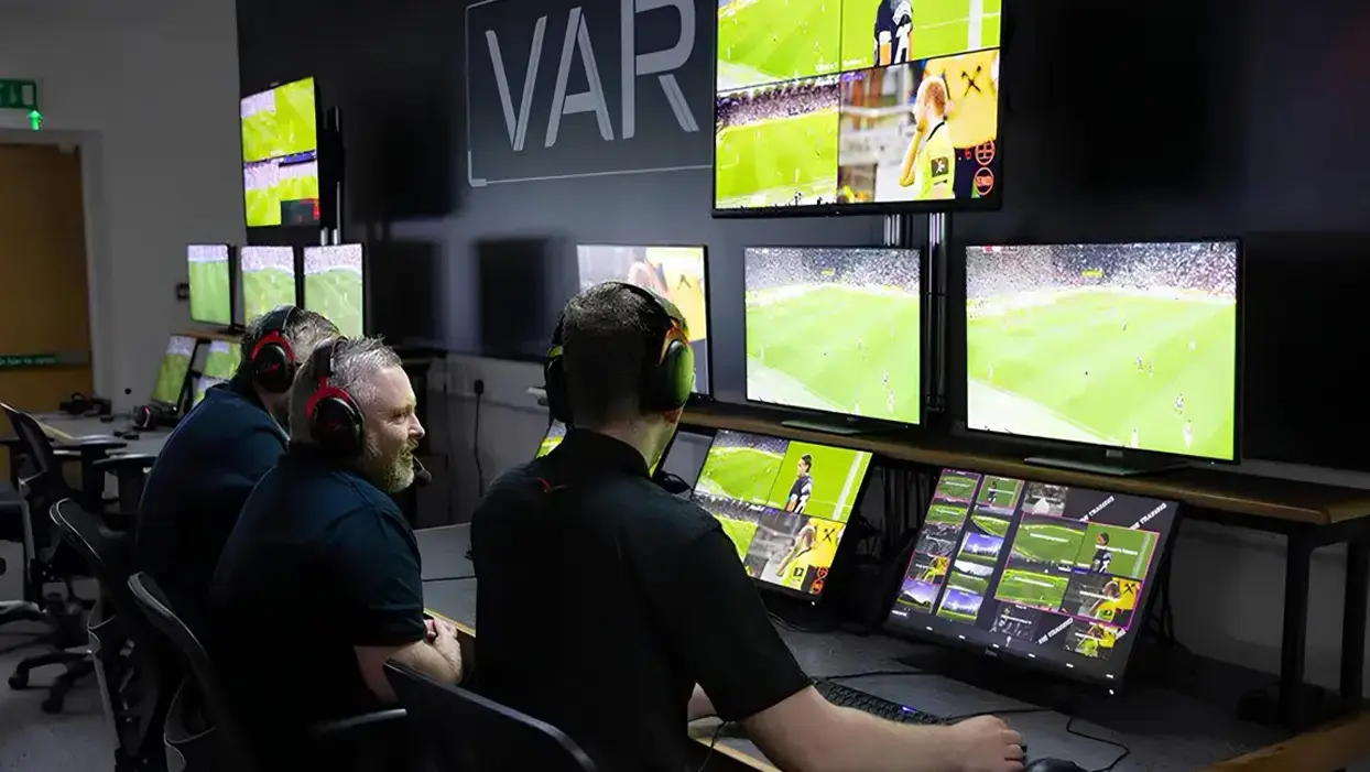 VAR