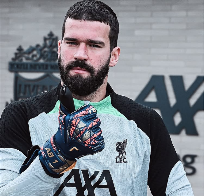 Alisson Becker